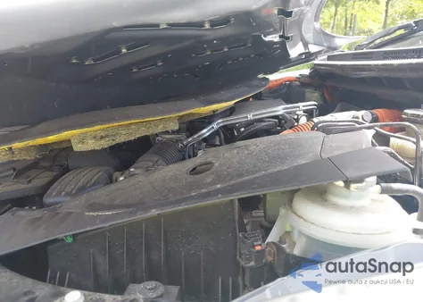 2018 Honda Clarity Plug-In Hybrid из США, поврежденный, VIN JHMZC5F19JC021536